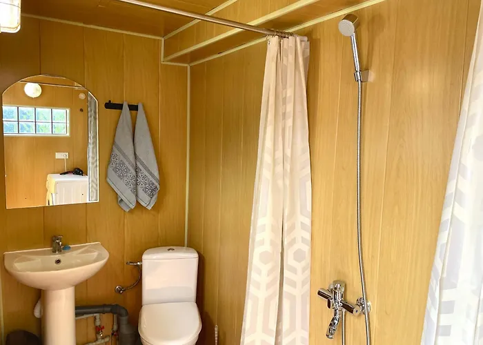 Family Апартаменти *