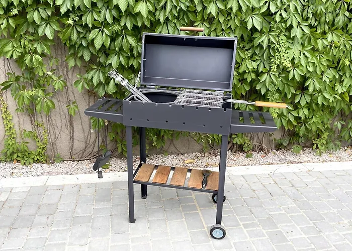 Апартаменти Family